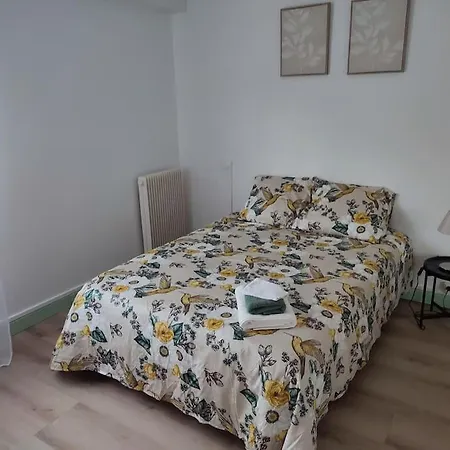 Neuf, Vue Sur Parc, 5 Minutes A Pied Du Centre Historique Et Pieton Apartment Pau
